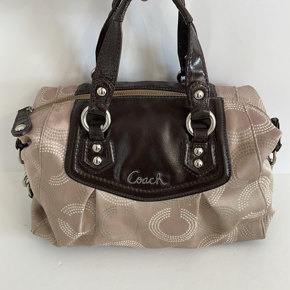 Coach Ashley Dotted Op Art 2 Way Satchel - Picture 1 of 14